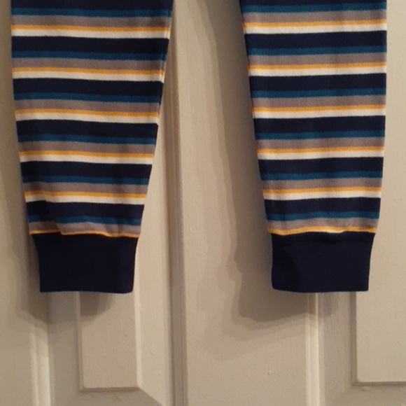 Gymboree 6 yo pajama long sleeve shirt and bottom - Picture 7 of 7